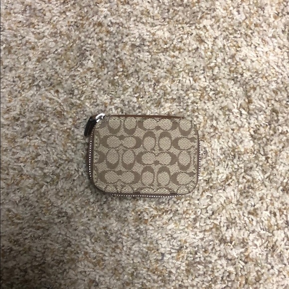 Coach collection - Picture 5 of 7